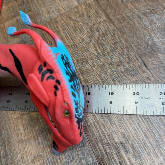 Walt Disney World Pandora Avatar Banshee Red - Picture 4 of 6